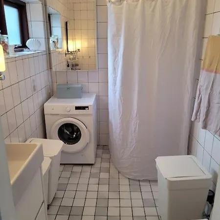Byhus I Midtby Med Hyggelig Have וילה *